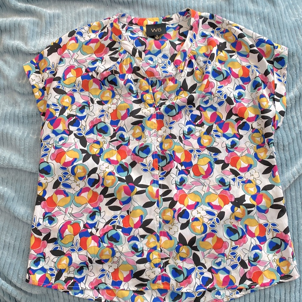 W5 Women's Floral Print Pleated Shirt Blouse Size S Multicolor Cap Sleeve